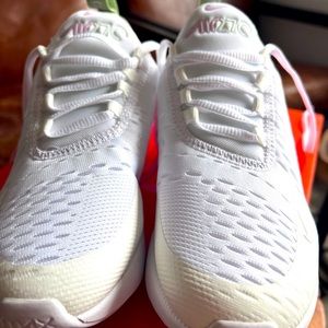 Nike air girls size 4Y - never worn